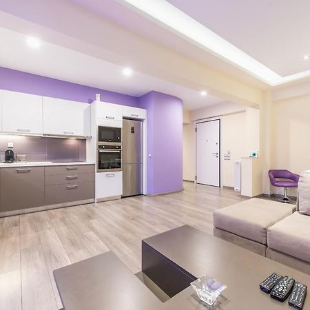 An Impressive 2 Bdr Apt In Glyfada Атина Екстериор снимка
