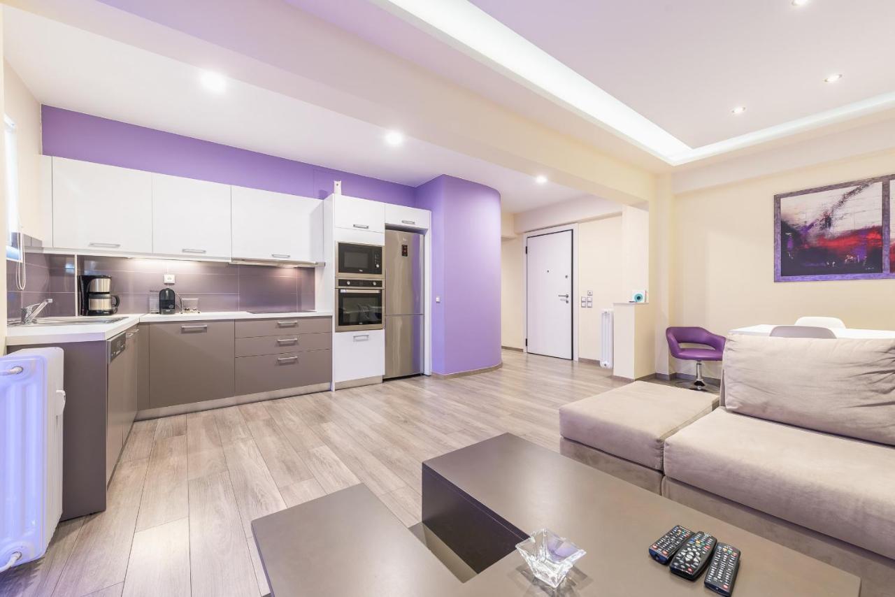 An Impressive 2 Bdr Apt In Glyfada Атина Екстериор снимка